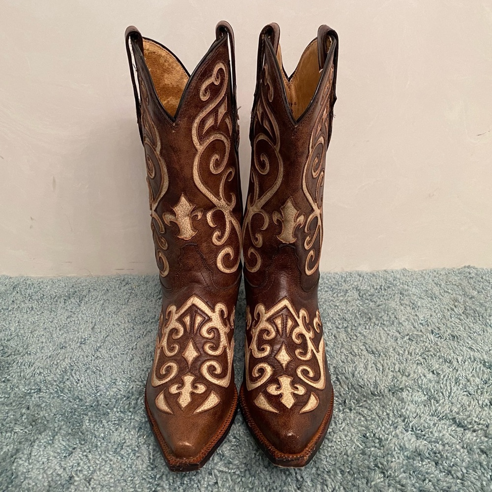 TONY LAMA WOMEN'S EARTH SANTA FE SNIPT TOE WESTERN BOOTS